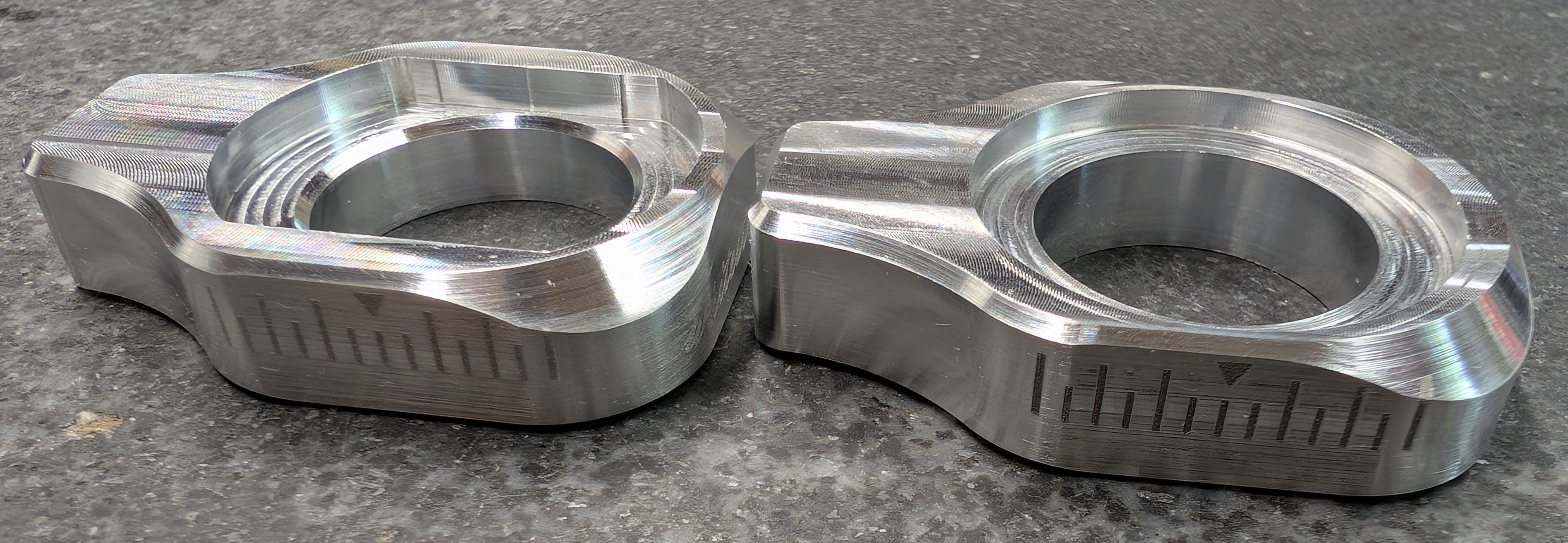 whitestreak axle block 02.jpg